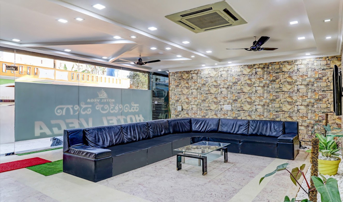 listing-details-carousel